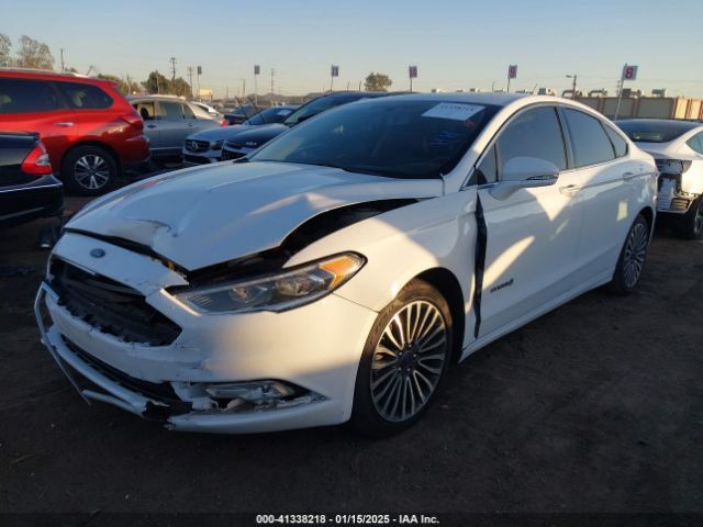 3FA6P0RU9JR111570 Ford Fusion Hybrid Titanium