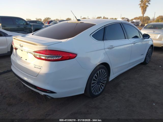 3FA6P0RU9JR111570 Ford Fusion Hybrid Titanium