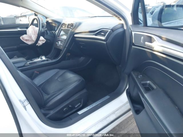3FA6P0RU9JR111570 Ford Fusion Hybrid Titanium