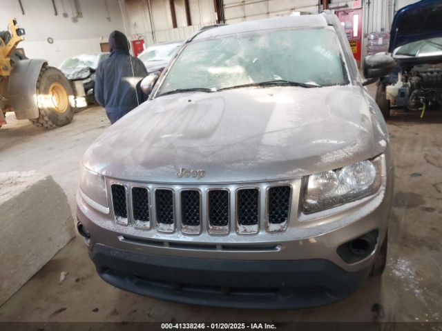 1C4NJDBB8GD617898 Jeep Compass Sport