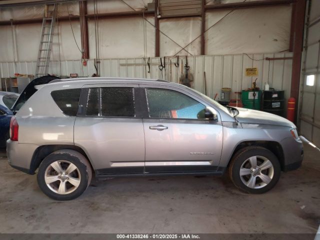 1C4NJDBB8GD617898 Jeep Compass Sport