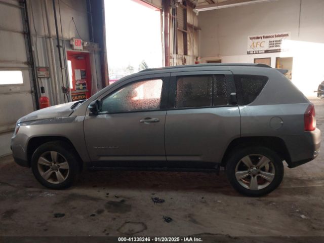 1C4NJDBB8GD617898 Jeep Compass Sport