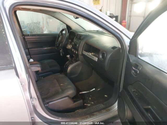 1C4NJDBB8GD617898 Jeep Compass Sport