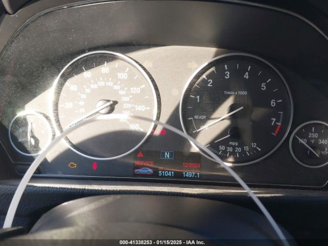 WBA8A9C53JAD28021 BMW 320i