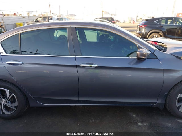 Honda ACCORD LX 2017 1HGCR2F33HA023604 Image 14