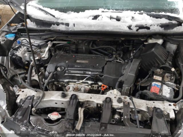 2HKRM4H43GH696134 Honda CR-V SE