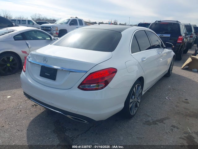 55SWF4JB2FU077588 Mercedes-Benz C 300