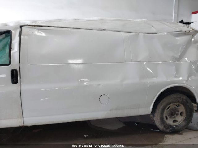 1GCWGBFF9G1176398 Chevrolet Express 2500 Work Van