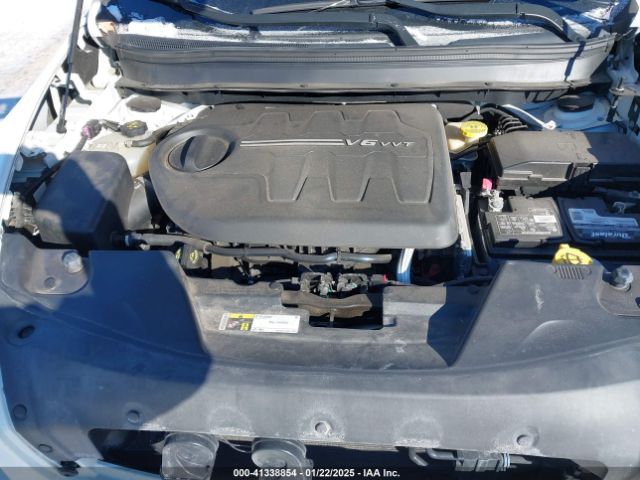 1C4PJMCS1HW532415 Jeep Cherokee Latitude 4x4