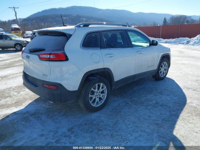 1C4PJMCS1HW532415 Jeep Cherokee Latitude 4x4