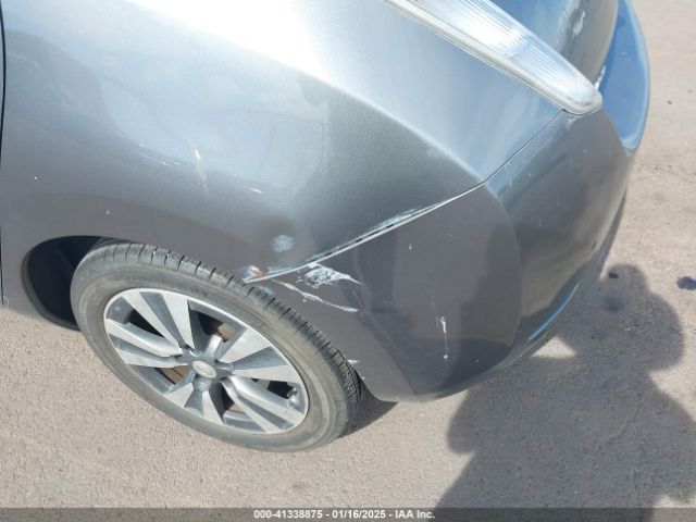 1N4AZ0CP3FC316444 Nissan LEAF SV
