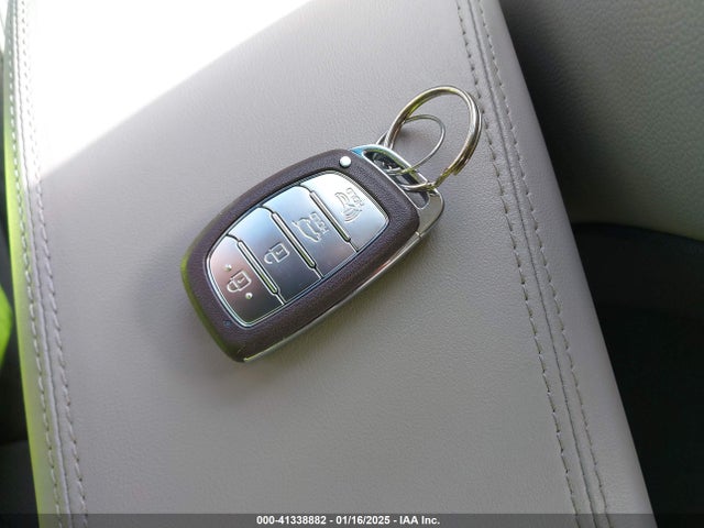KM8J33A46LU201652 Hyundai Tucson Value