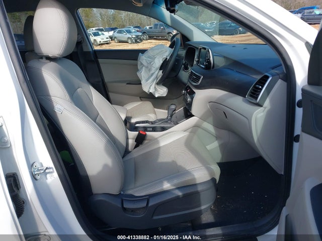 KM8J33A46LU201652 Hyundai Tucson Value