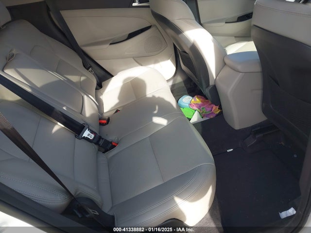 KM8J33A46LU201652 Hyundai Tucson Value
