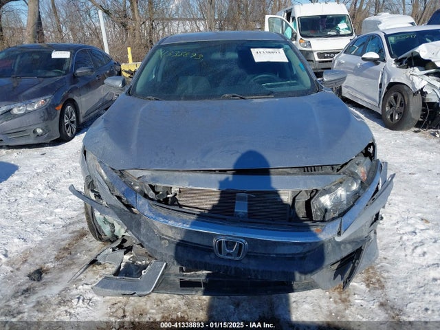 Honda Civic Lx 2018 2HGFC2F53JH572954 Image 12