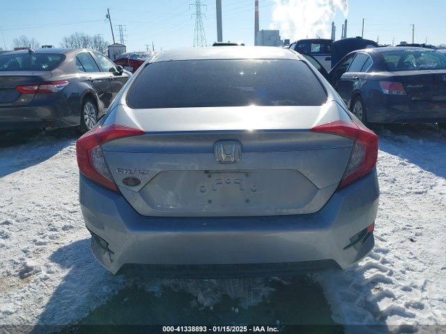 Honda Civic Lx 2018 2HGFC2F53JH572954 Image 16