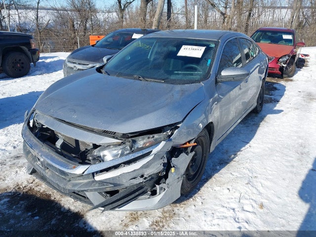Honda Civic Lx 2018 2HGFC2F53JH572954 Image 2