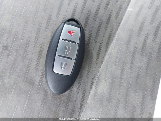 JN8AE2KP5F9120249 Nissan QUEST S