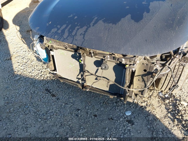 JTNA4MBE2M3140995 Toyota Corolla Xse