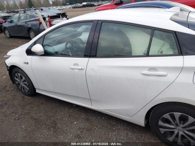 JTDKARFP1J3072243 Toyota Prius Prime Premium