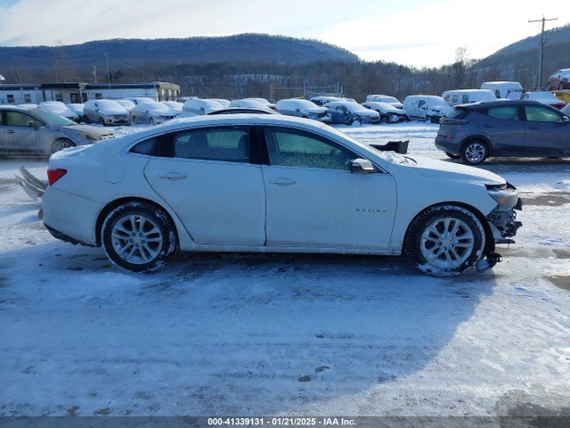 Chevrolet MALIBU LT 2018 1G1ZD5STXJF102803 Image 14