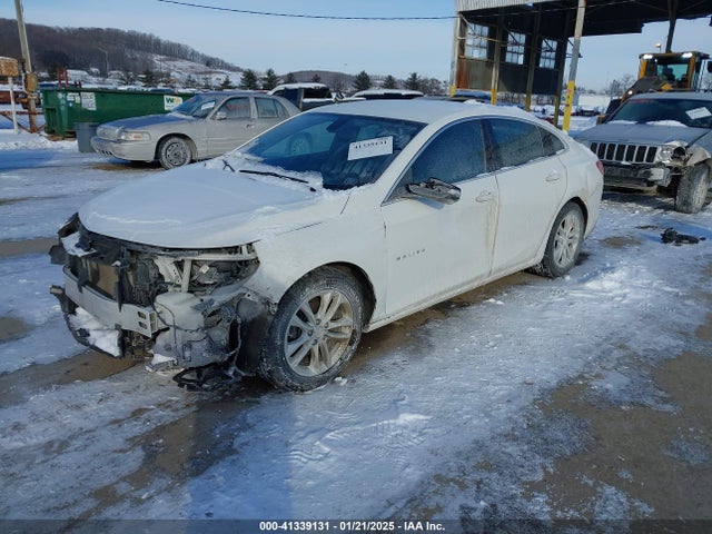 Chevrolet MALIBU LT 2018 1G1ZD5STXJF102803 Image 2