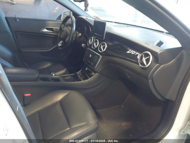 2015 MERCEDES-BENZ CLA 250 WDDSJ4GB5FN212060 Photo 4