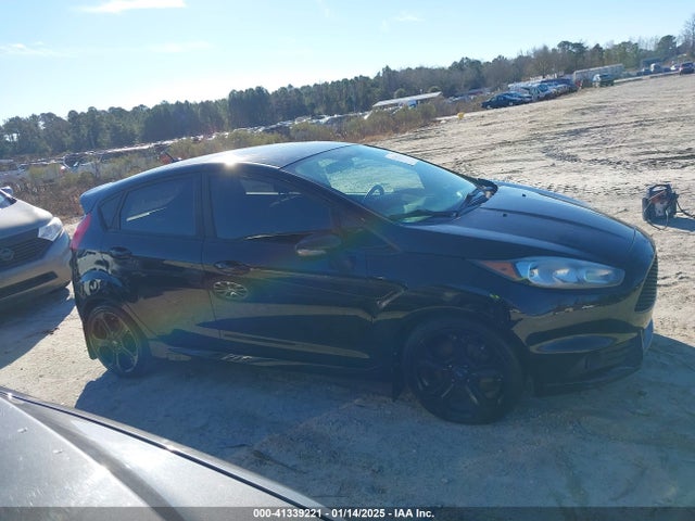 Ford FIESTA ST 2017 3FADP4GX4HM130272 Image 13