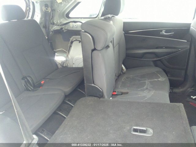 5XYPG4A54KG561519 KIA Sorento 3.3l Lx