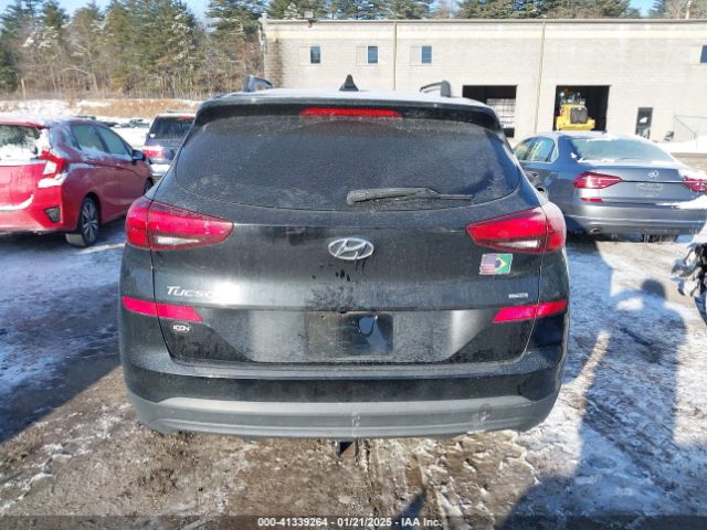 KM8J2CA42MU368157 Hyundai TUCSON SE