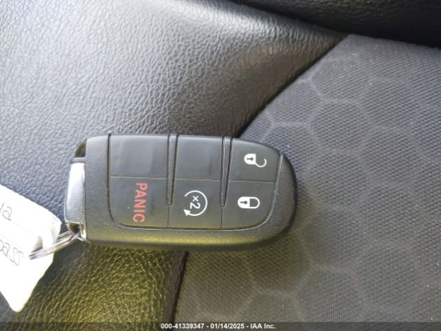 3C4NJDBB9KT839823 Jeep Compass Altitude 4x4