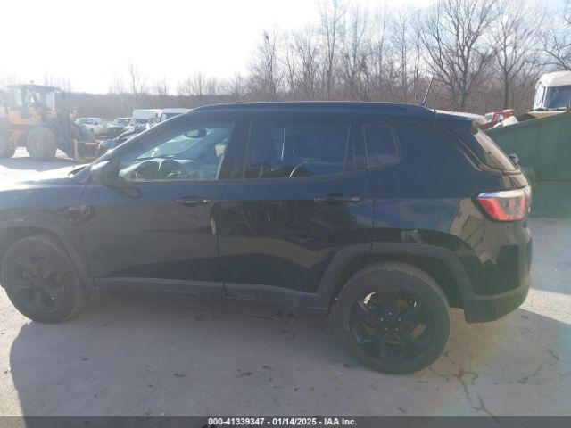 3C4NJDBB9KT839823 Jeep Compass Altitude 4x4