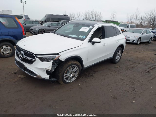 W1NKM4HB5SF271882 Mercedes-Benz m254