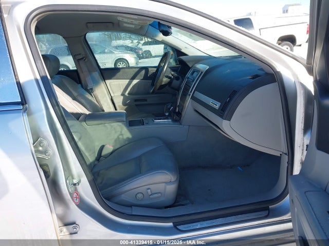 2005 CADILLAC STS 1G6DC67AX50110932 Photo 4