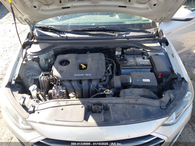 Hyundai ELANTRA SE 2017 5NPD74LF8HH141272 Image 10