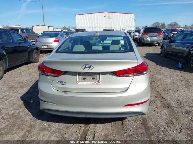 Hyundai ELANTRA SE 2017 5NPD74LF8HH141272 Image 16