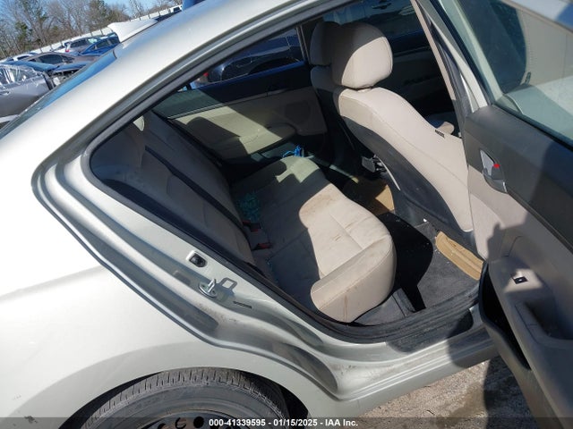 Hyundai ELANTRA SE 2017 5NPD74LF8HH141272 Image 8