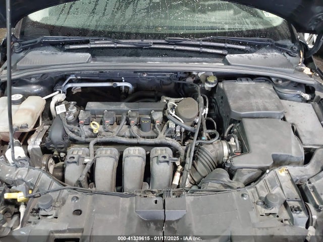 Ford FOCUS SE 2015 1FADP3K27FL204093 Image 10