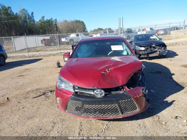 4T1BF1FK2HU647442 Toyota CAMRY SE