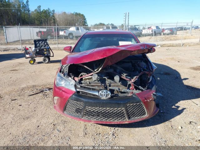 4T1BF1FK2HU647442 Toyota CAMRY SE