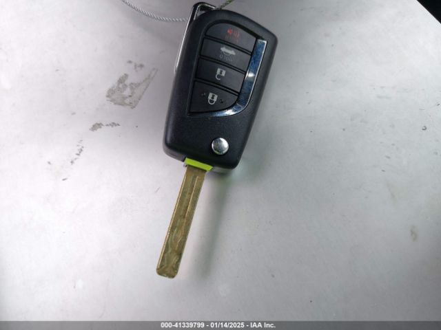 4T1C11AK7RU852735 Toyota CAMRY LE