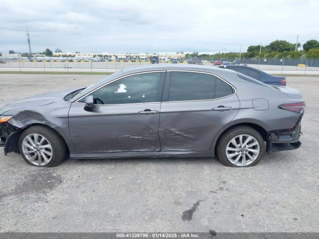 4T1C11AK7RU852735 Toyota CAMRY LE