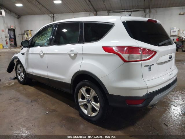 1FMCU9GXXEUD56833 Ford ESCAPE SE