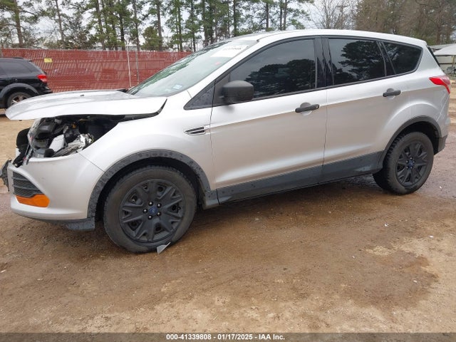 Ford ESCAPE S 2015 1FMCU0F7XFUB95155 Image 2