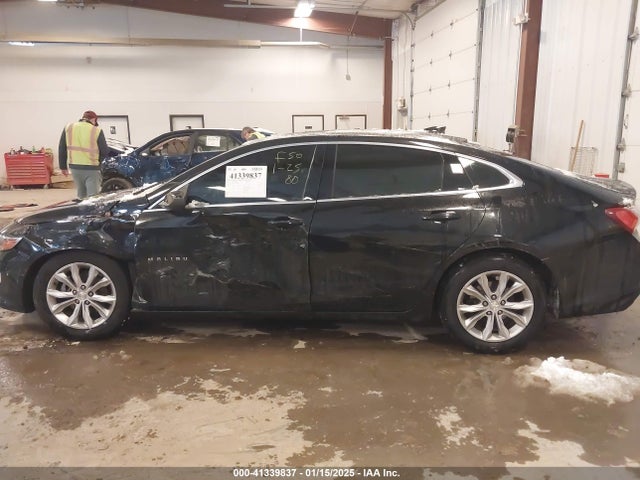 1G1ZD5STXLF043268 Chevrolet Malibu Fwd Lt