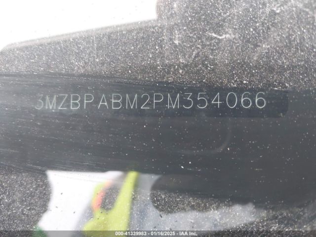 3MZBPABM2PM354066 Mazda Mazda3 2.5 S Select