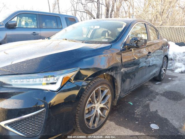 19UDE2F76MA005532 Acura Ilx Premium Package/technology Package