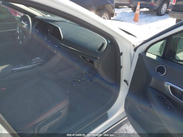 2021 HYUNDAI SONATA 5NPEJ4J2XMH079096 Photo 4