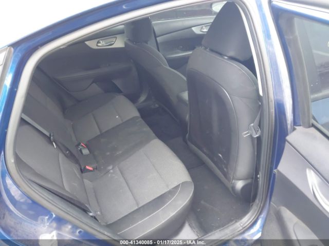 3KPF24AD6NE428098 KIA Forte Lxs