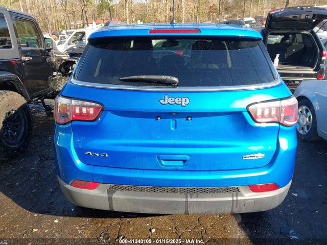Jeep Compass Latitude 4x4 2018 3C4NJDBB1JT152897 Image 16